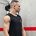 Знакомства: Кирилл, 22 года, Красноперекопск