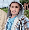 Знакомства: Александр, 33 года, Москва