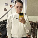 Знакомства: Артём, 32 года, Сухиничи