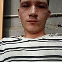 Знакомства: Коля, 26 лет, Слободской