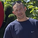 Знакомства: Виктор, 40 лет, Курчатов