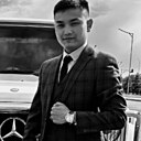 Знакомства: Рахат, 25 лет, Талдыкорган