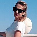 Знакомства: Lena, 33 года, Мариуполь