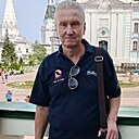 Знакомства: Виктор, 66 лет, Москва