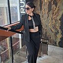 Знакомства: Карина, 40 лет, Мариуполь