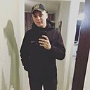 Знакомства: Максим, 26 лет, Окуловка