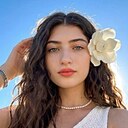 Знакомства: Елена, 21 год, Нижнекамск