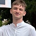 Знакомства: Максим, 24 года, Кимры