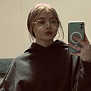 Знакомства: Елена, 20 лет, Чайковский