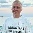 Знакомства: Стас, 29 лет, Макеевка
