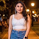 Знакомства: Карина, 25 лет, Симферополь