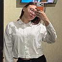 Знакомства: Елизавета, 23 года, Красноярск