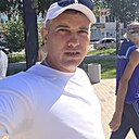 Знакомства: Юрий, 27 лет, Псков