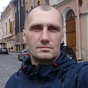 Знакомства: Виктор, 36 лет, Москва