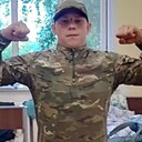 Знакомства: Максим, 20 лет, Луганск