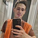 Знакомства: Виталик, 25 лет, Псков