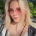 Знакомства: Екатерина, 18 лет, Санкт-Петербург