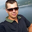 Знакомства: Максим, 25 лет, Ужур