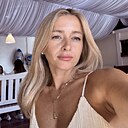 Знакомства: Мари, 38 лет, Саратов