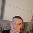 Знакомства: Захар, 21 год, Воложин