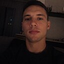 Знакомства: Олег, 28 лет, Жлобин