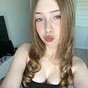 Знакомства: Есения, 24 года, Октябрьский (Башкортостан)