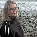 Знакомства: Ангелина, 26 лет, Магадан