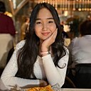 Знакомства: Сабина, 19 лет, Бишкек
