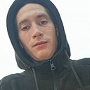 Знакомства: Георгий, 23 года, Сарапул