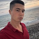 Знакомства: Денис, 25 лет, Лазаревское