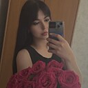 Знакомства: Яна, 29 лет, Омск