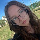 Знакомства: Ирина, 18 лет, Судак