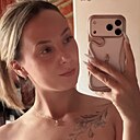 Знакомства: Ангелина, 29 лет, Петропавловск-Камчатский