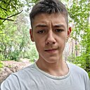 Знакомства: Евгений, 18 лет, Красноград