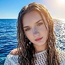 Знакомства: Виктория, 18 лет, Краснодар