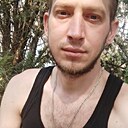 Знакомства: Олег, 29 лет, Керчь