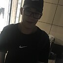 Знакомства: Анатолий, 22 года, Белгород