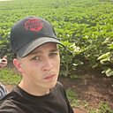 Знакомства: Олександр, 25 лет, Млинов