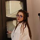 Знакомства: Полина, 23 года, Владивосток