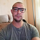 Знакомства: Максим, 32 года, Белая Церковь