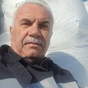 Знакомства: Олег, 61 год, Самара