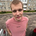 Знакомства: Олег, 23 года, Островец