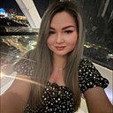 Знакомства: Карина, 24 года, Луганск