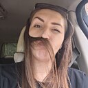 Знакомства: Анюта, 28 лет, Луга