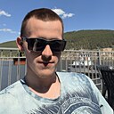 Знакомства: Виктор, 24 года, Киренск