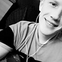 Знакомства: Andrey, 34 года, Братск