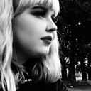 Знакомства: Полина, 18 лет, Саяногорск