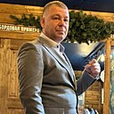 Знакомства: Дмитрий, 48 лет, Магадан