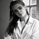 Знакомства: Александра, 22 года, Омск