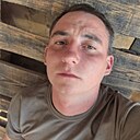 Знакомства: Андрей, 29 лет, Симферополь